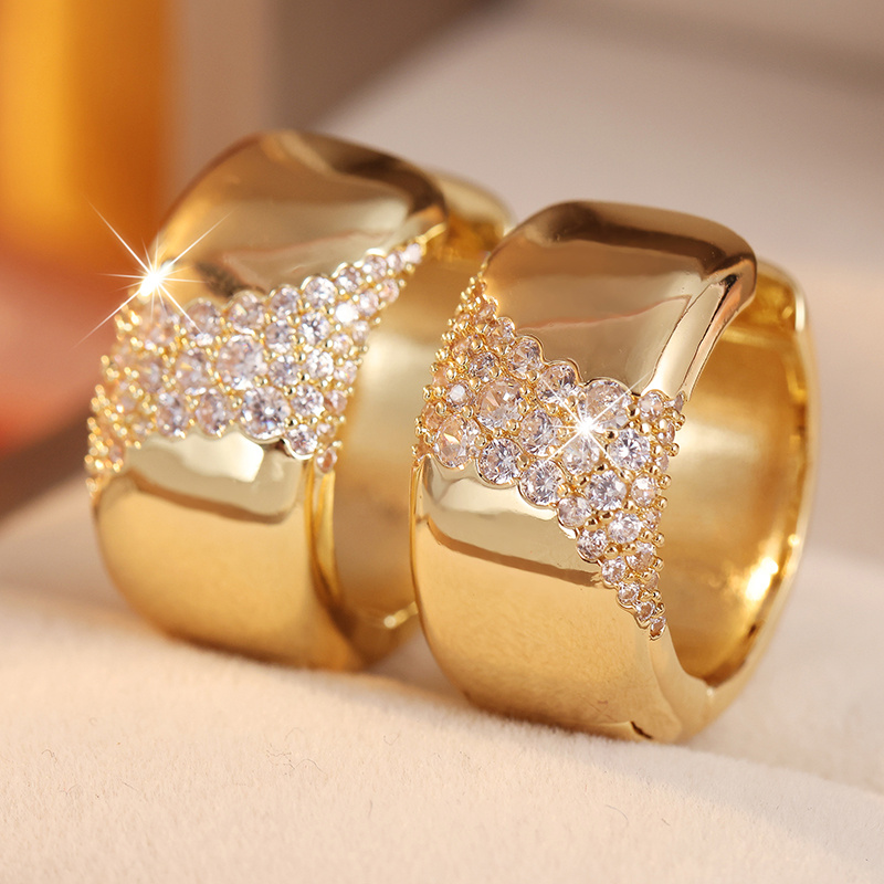 Women's Elegant Luxury Round Earrings with Zirconia